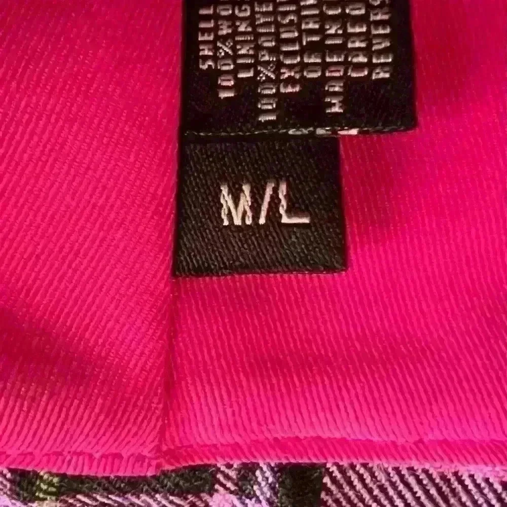 Coach Wool‎ Pink Plaid Twist Buckle Bucket Hat